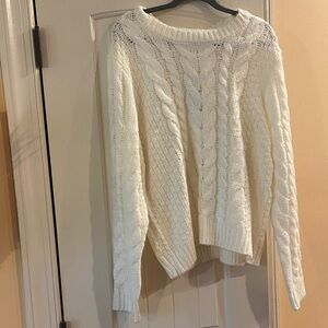 Cozy White Cable Knit Sweater size X-Large